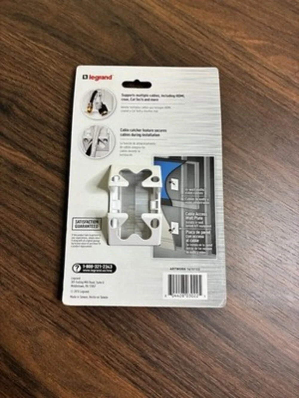NEW Legrand Cable Access Wall Plate WP1014-WH-V1 In-Wall Cable Access Port White